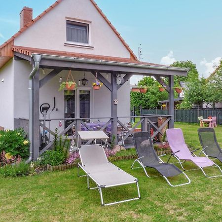 Nice Home In Nowe Warpno With Kitchen Exterior foto