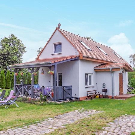 Nice Home In Nowe Warpno With Kitchen Exterior foto