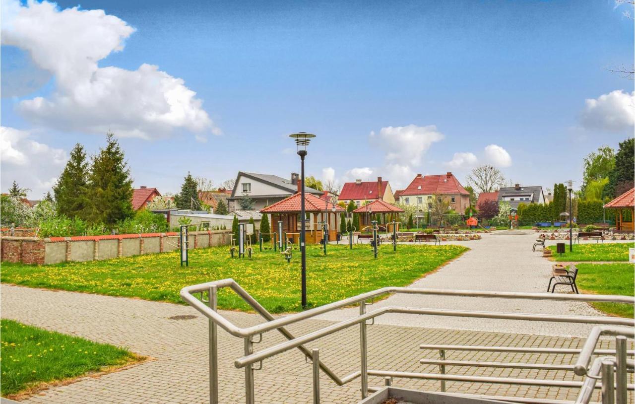 Nice Home In Nowe Warpno With Kitchen Exterior foto