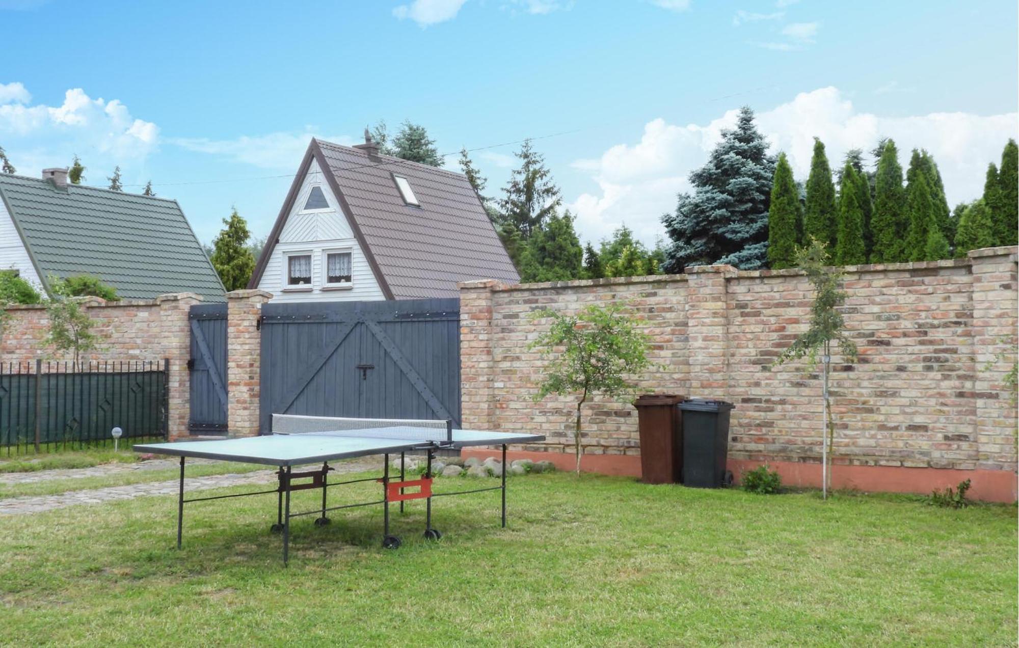 Nice Home In Nowe Warpno With Kitchen Exterior foto